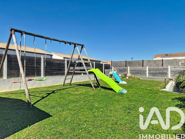 Maison à vendre 5 pièces 93,42 m² Sainte-Pazanne