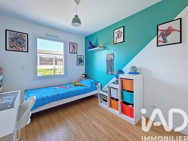 Maison à vendre 5 pièces 93,42 m² Sainte-Pazanne