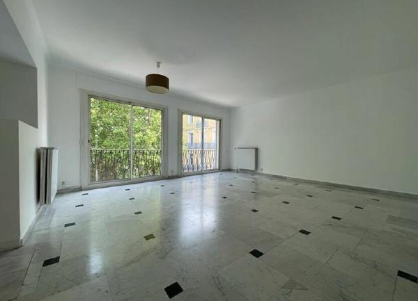 Appartement à vendre    5 pièces • 115,30 m2 Narbonne