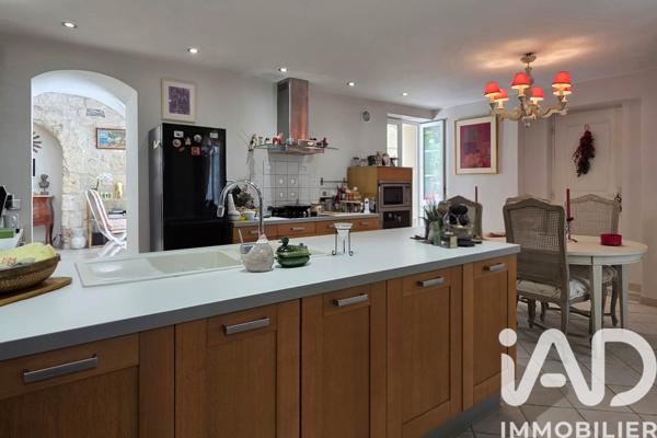 Maison à vendre 7 pièces 160 m² Tarascon