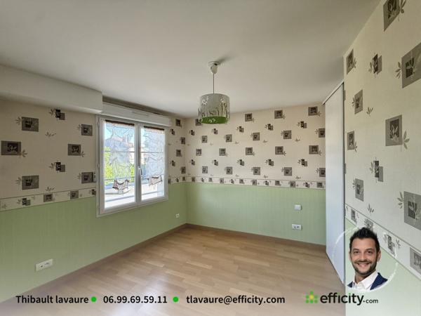 Appartement
         5 pièces
        - 130 m² 199 900 € *