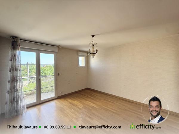 Appartement
         5 pièces
        - 130 m² 199 900 € *