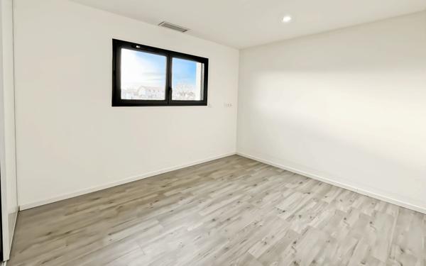 Maison à vendre    5 pièces •  Castelsarrasin