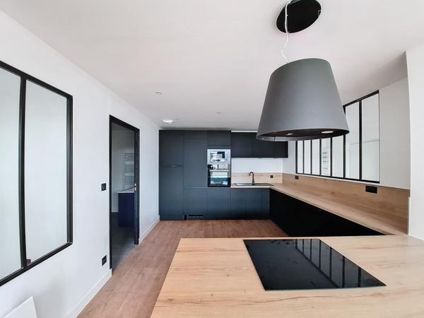 Loft 3 pièces - 104 m²