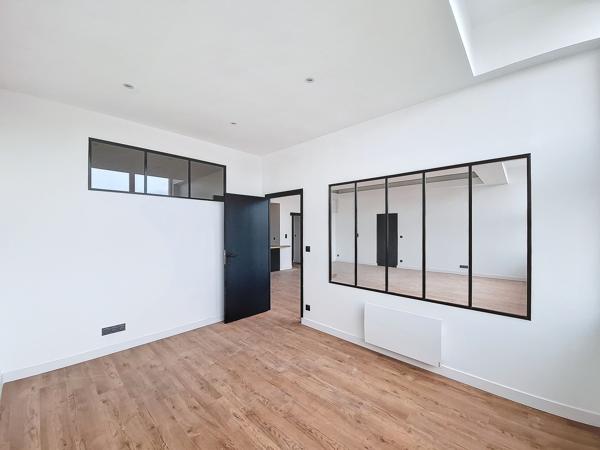 Loft 3 pièces - 104 m²