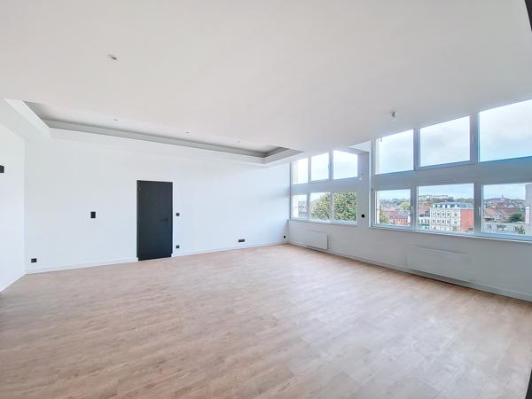 Loft 3 pièces - 104 m²