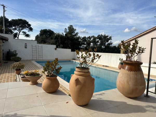 Maison individuelle avec piscine