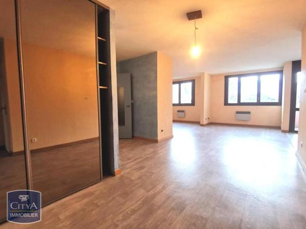 Appartement à louer 3 pièces 98m²