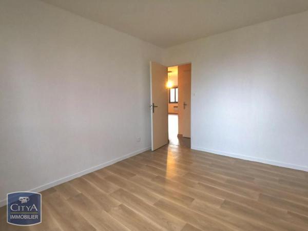 Appartement à louer 3 pièces 98m²