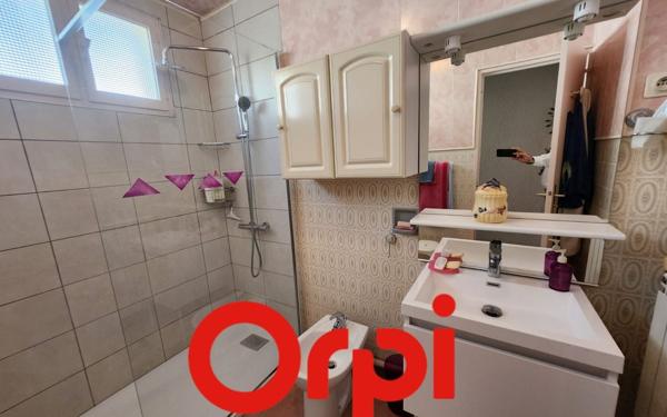 Appartement à vendre    3 pièces • 66,52 m2 Bandol