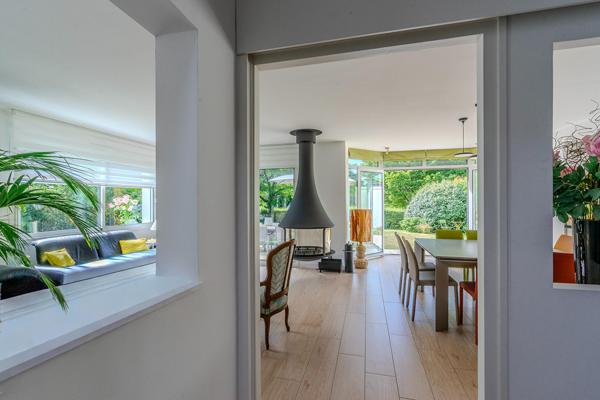 Maison d’architecte aux belles prestations à Porcé