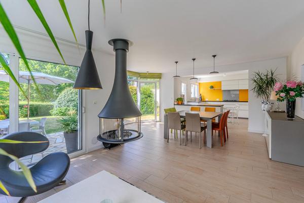 Maison d’architecte aux belles prestations à Porcé