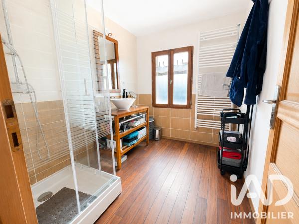 Maison à vendre 8 pièces 186 m² Saint-Maximin-la-Sainte-Baume