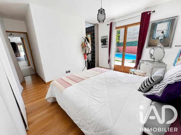 Maison à vendre 8 pièces 186 m² Saint-Maximin-la-Sainte-Baume