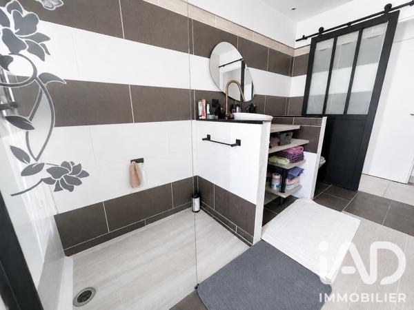 Maison à vendre 8 pièces 186 m² Saint-Maximin-la-Sainte-Baume