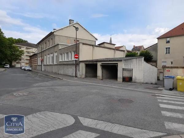 Parking à louer 16m² Châlons-en-Champagne (51000)