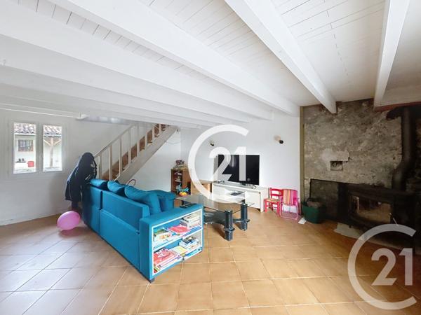 Maison à vendre  5 pièces - 100 m2 SALLES D ANGLES - 16