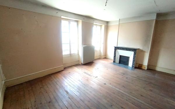 Maison à vendre    3 pièces •  Nemours