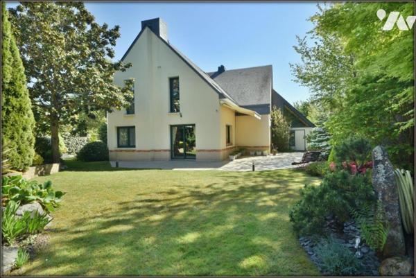 GRANDE MAISON D'ARCHITECTE 236m2 LE RHEU CENTRE