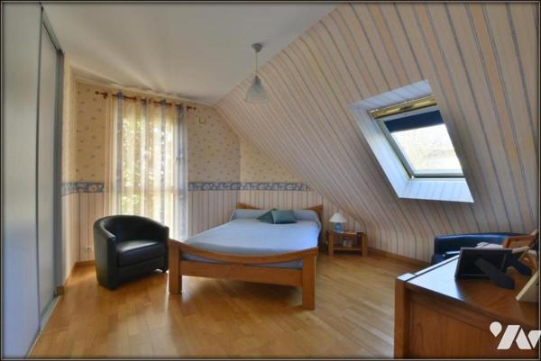 GRANDE MAISON D'ARCHITECTE 236m2 LE RHEU CENTRE