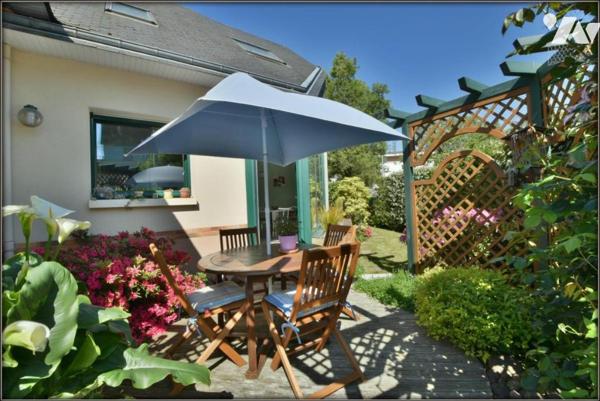 GRANDE MAISON D'ARCHITECTE 236m2 LE RHEU CENTRE