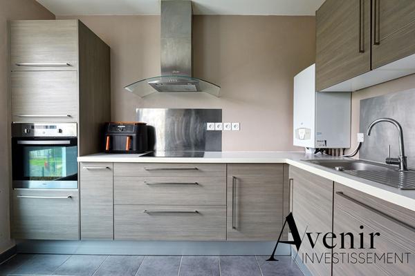 Saint Priest -Appartement T2 de 41m2 avec place de parking Saint priest Saint Priest -Appartement T2 de 41m2 avec place de parking Saint priest