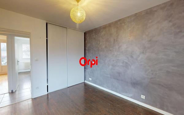 Appartement à vendre    3 pièces • 56 m2 Vaulx-en-Velin