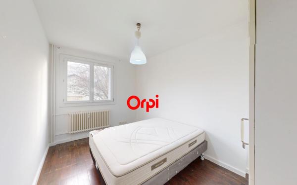 Appartement à vendre    3 pièces • 56 m2 Vaulx-en-Velin