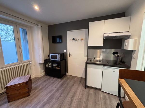 Immeuble à vendre à Vannes - 6 appartements - pas de copropriété cour extérieure