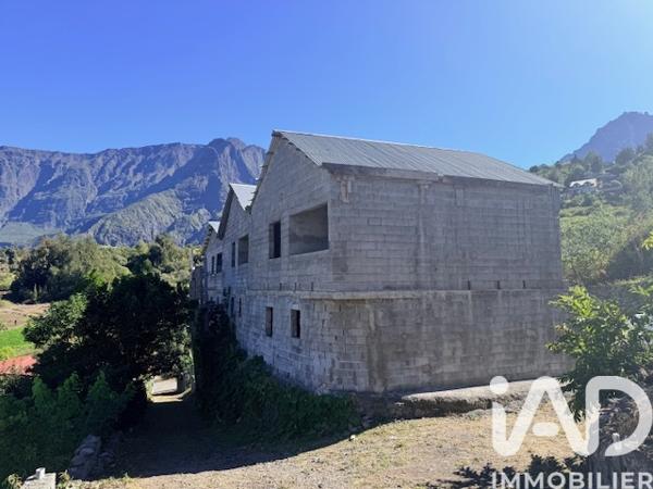 Immeuble à vendre 180 m² Cilaos