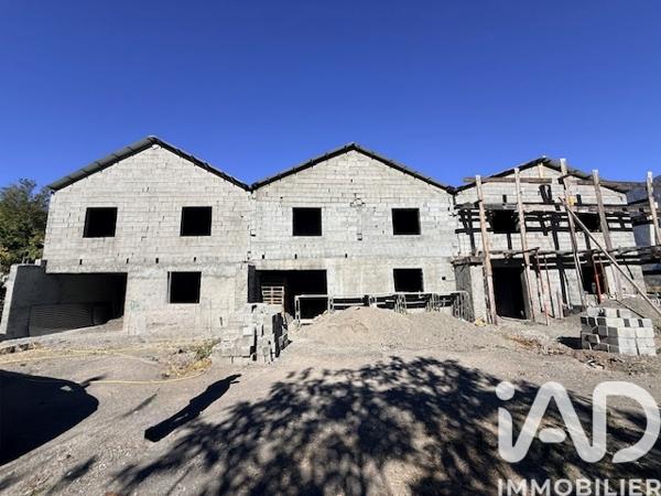 Immeuble à vendre 180 m² Cilaos