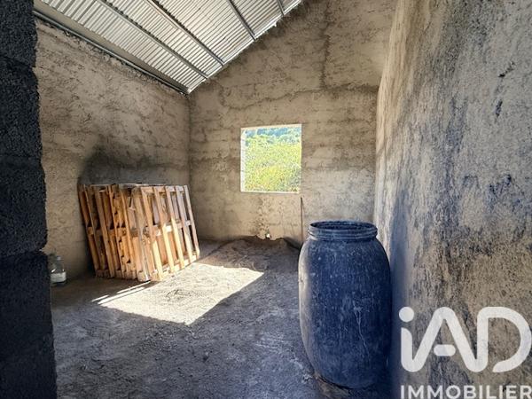 Immeuble à vendre 180 m² Cilaos