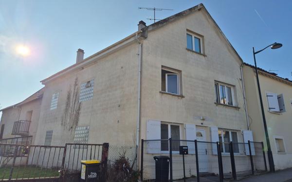 Immeuble à vendre    9 pièces • 177 m2 Nanteuil-lès-Meaux