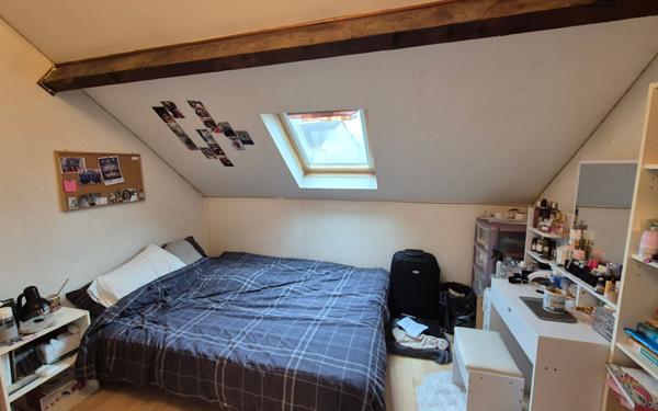 Immeuble à vendre    9 pièces • 177 m2 Nanteuil-lès-Meaux