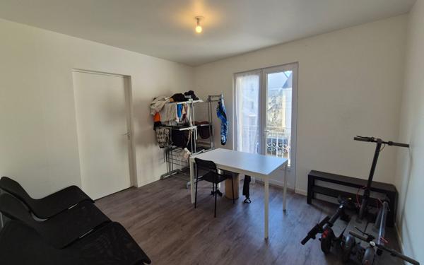 Immeuble à vendre    9 pièces • 177 m2 Nanteuil-lès-Meaux