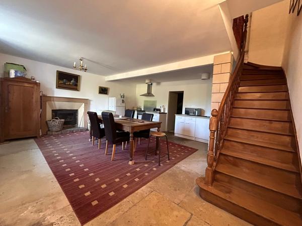 Maison de maitre au calme - 3 chambres - grenier grand terrain