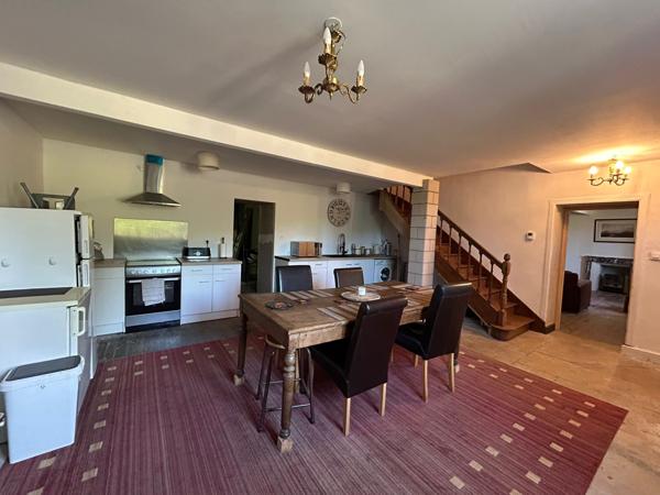 Maison de maitre au calme - 3 chambres - grenier grand terrain