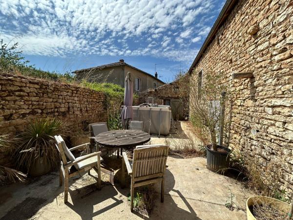 Maison de maitre au calme - 3 chambres - grenier grand terrain
