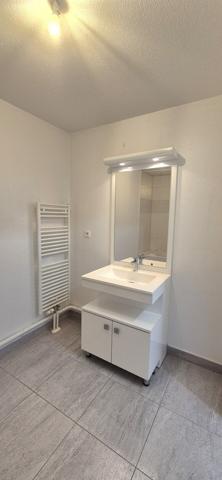 Beau 2 pièces de 42 m² avec terrasse et parking couvert