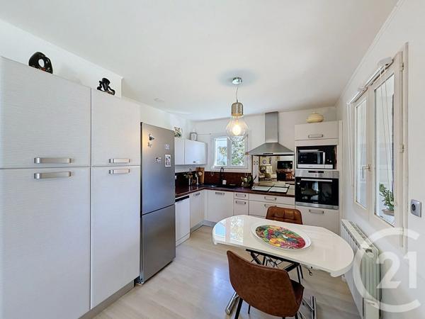 Maison à vendre  5 pièces - 91,83 m 2   COURNON D AUVERGNE  - 63