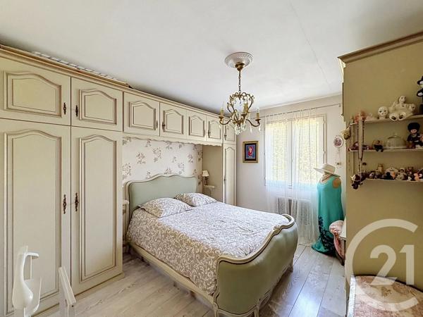 Maison à vendre  5 pièces - 91,83 m 2   COURNON D AUVERGNE  - 63