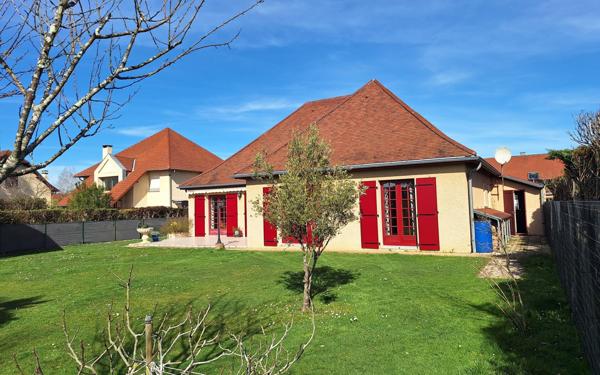 Maison à vendre    3 pièces •  Lescar