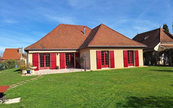 Maison à vendre    3 pièces •  Lescar