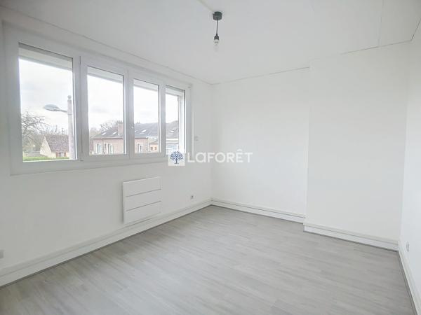 Location maison près de Tergnier - 3 pièce(s) - 80 m² - 650 €/mois
