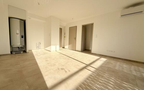 Appartement à vendre    2 pièces • 47 m2 Vauvert