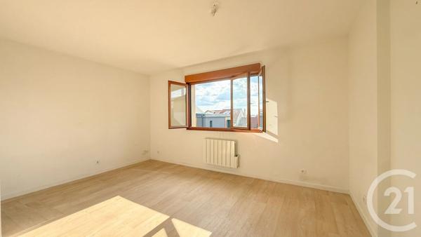Maison à vendre  8 pièces - 137,12 m 2   NOGENT SUR MARNE  - 94
