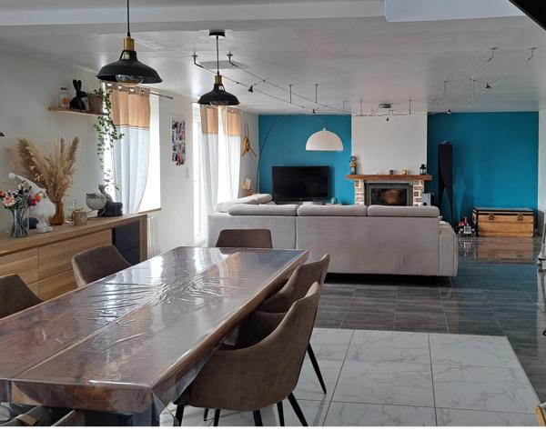 Longère rénovée sur terrain clos proche de Vitré