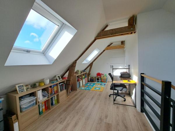 Longère rénovée sur terrain clos proche de Vitré