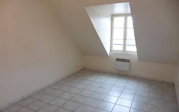 Appartement à louer    3 pièces • 41,09 m2 Neuilly-Saint-Front
