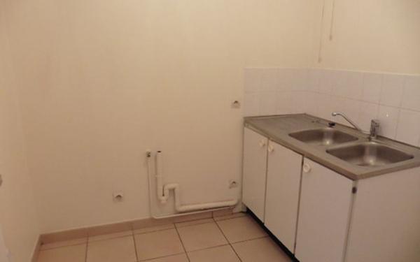 Appartement à louer    3 pièces • 41,09 m2 Neuilly-Saint-Front